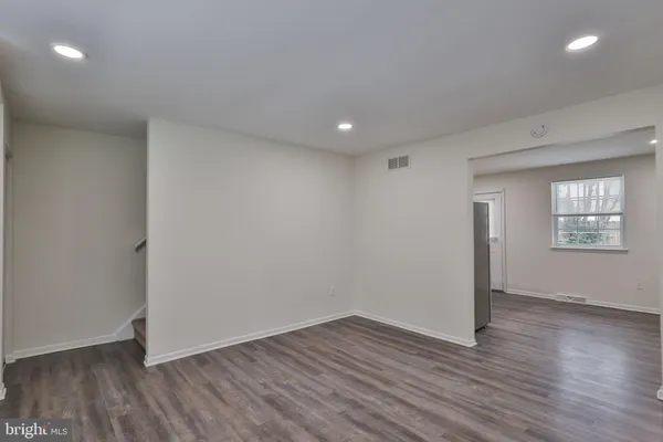 $2,375 | 305 South Warminster Road, Unit D5, Hatboro, PA 19040