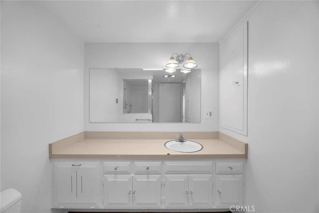 1641 Monterey Road, Unit 18K Seal Beach, CA 90740 - Photo 12 of 20