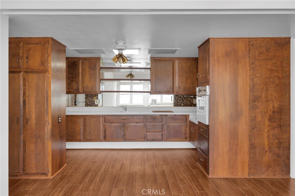 1641 Monterey Road, Unit 18K Seal Beach, CA 90740 - Photo 6 of 20