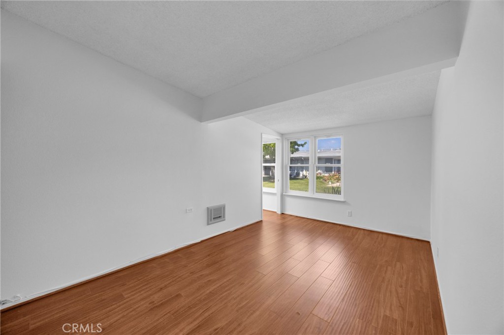 1641 Monterey Road, Unit 18K Seal Beach, CA 90740 - Photo 9 of 20