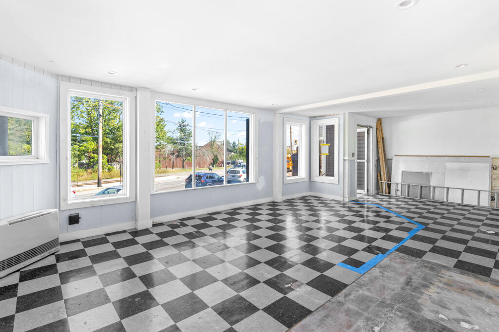736 Forest Avenue Portland, ME 04103 - Photo 5 of 28 DSC08319