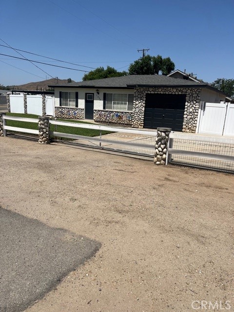 1295 Fourth Street Norco, CA 92860 - Photo 3 of 22