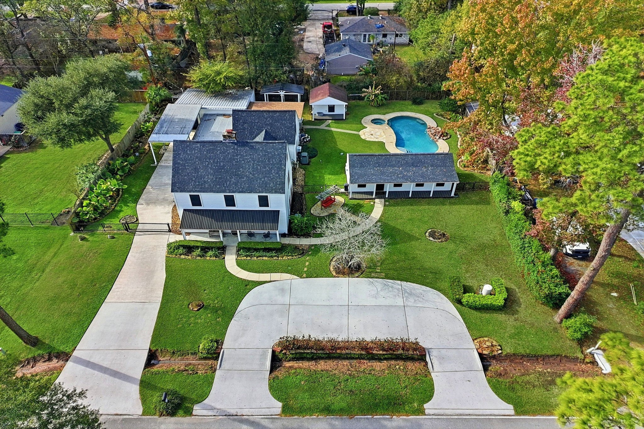 21531 Tophill Drive Spring, TX 77388 - Photo 46 of 49 an aerial view of a house