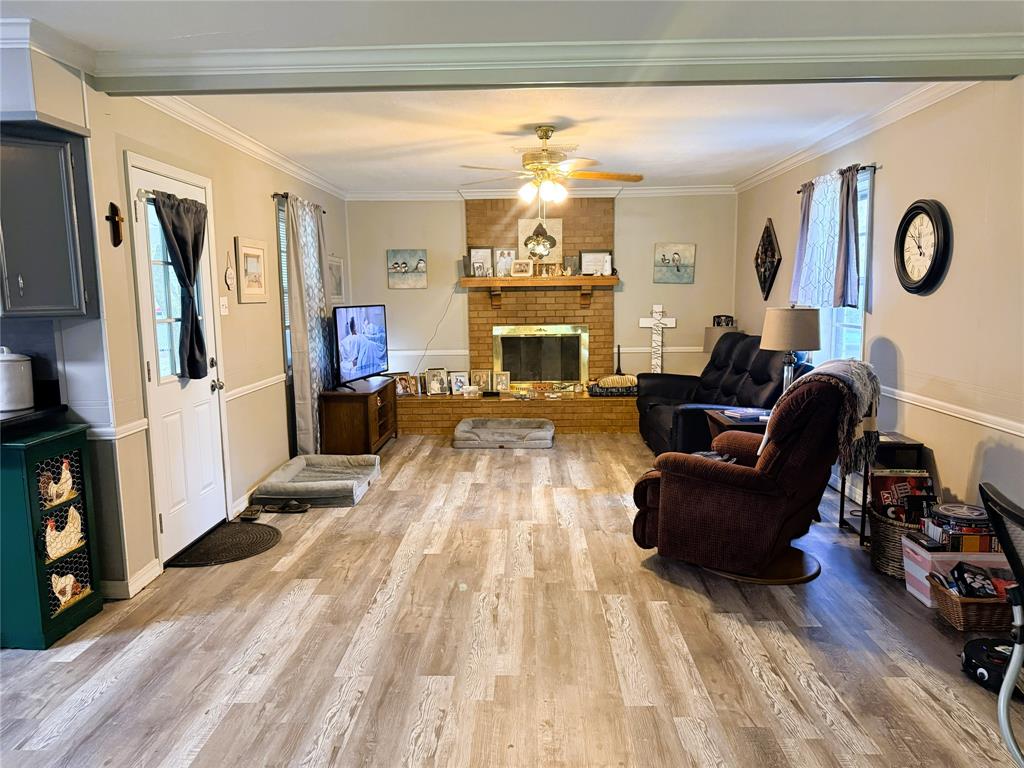 310 Murray Lane Haughton, LA 71037 - Photo 3 of 17 a living room with furniture and a fireplace