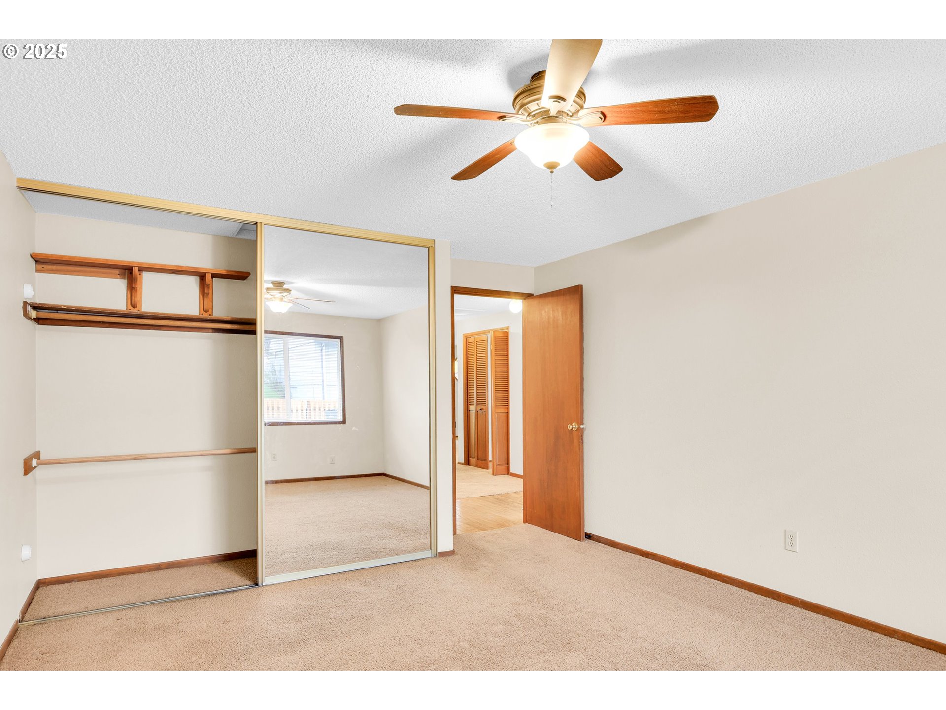 1003 Northwest 132nd Street Vancouver, WA 98685 - Photo 16 of 26 a view of entryway