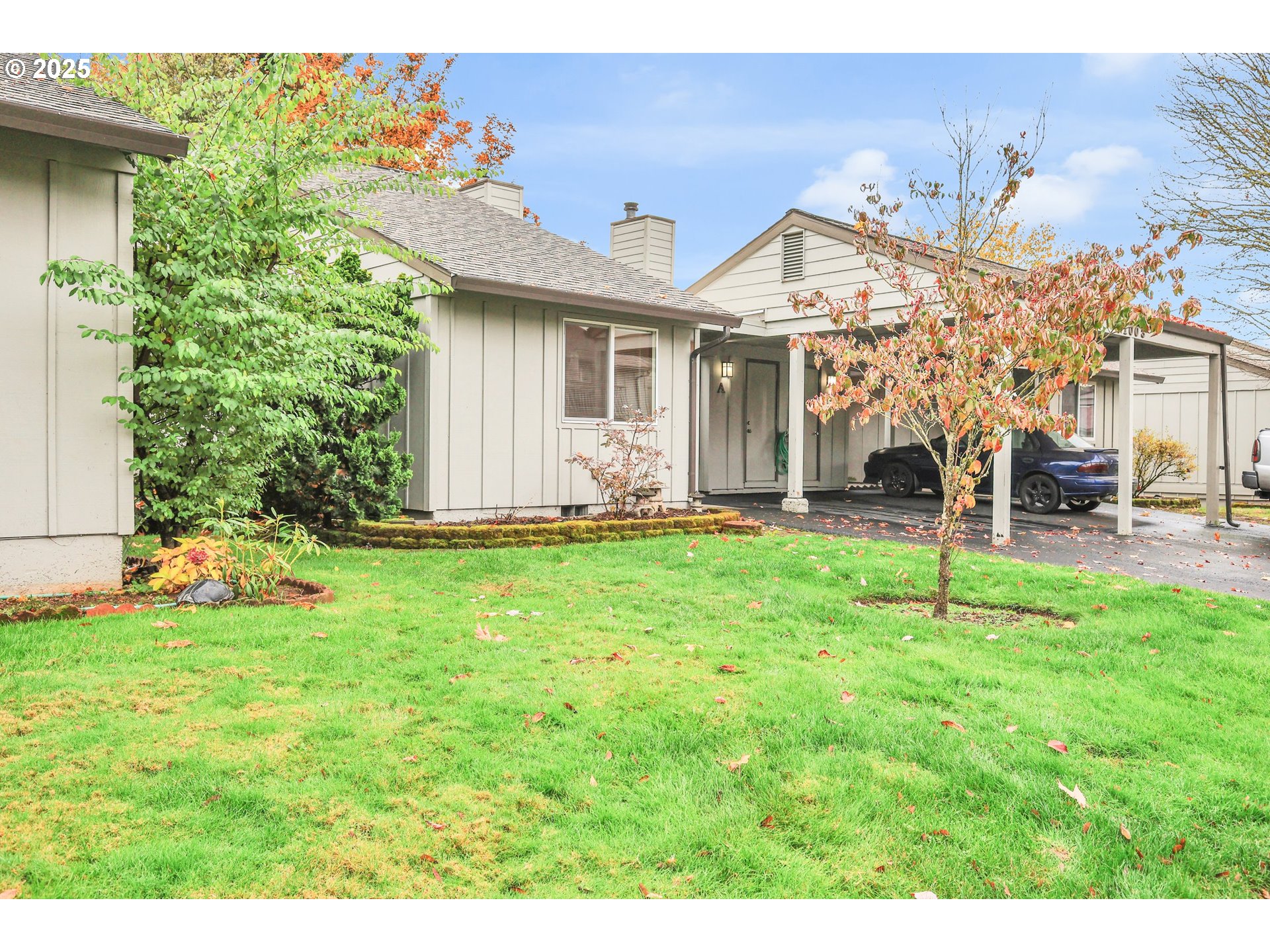 1003 Northwest 132nd Street Vancouver, WA 98685 - Photo 2 of 26 a view of a house with backyard and garden