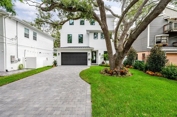 $10,000 | 3228 West Oakellar Avenue, Tampa, FL 33611