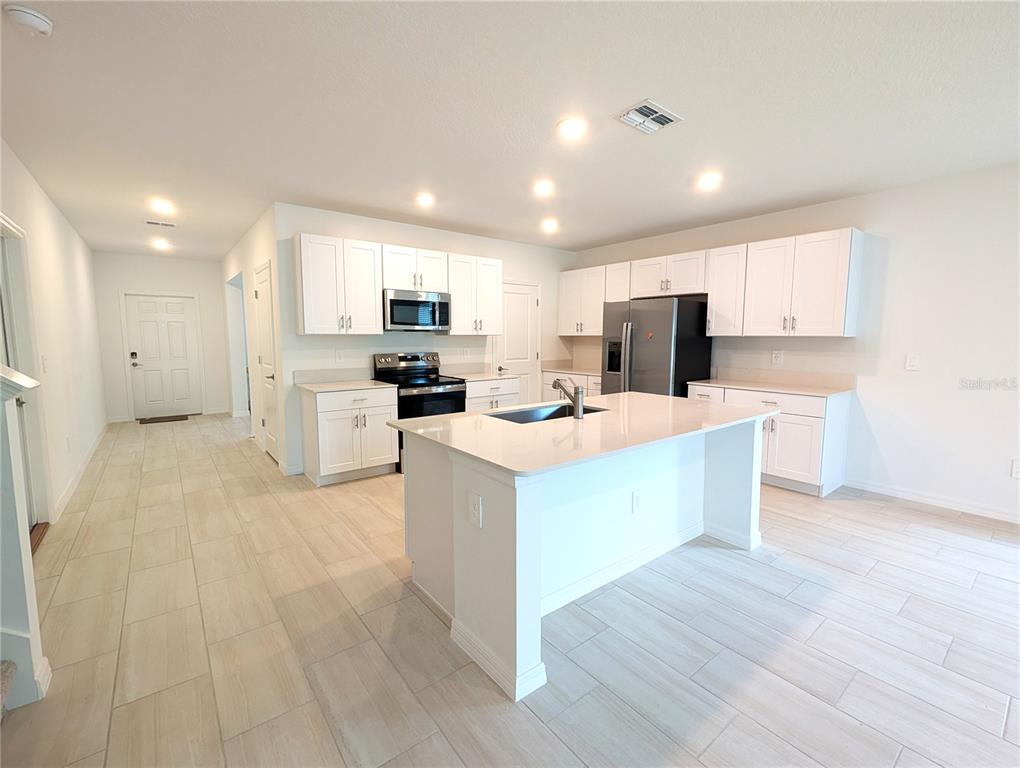 10171 Boger Rnch Court Wesley Chapel, FL 33545 - Photo 6 of 28