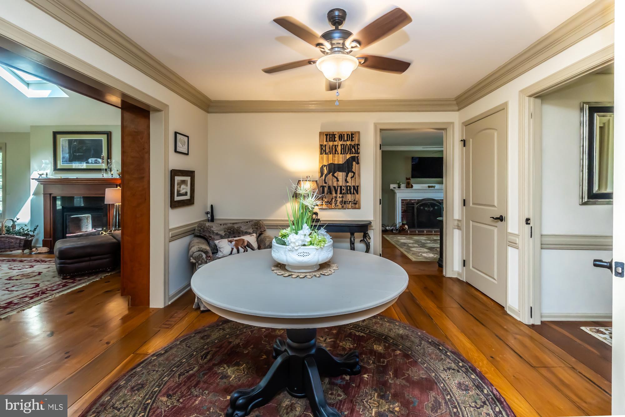 414 Manor Drive Kennett Square, PA 19348 - Photo 13 of 35 a view of a livingroom with furniture