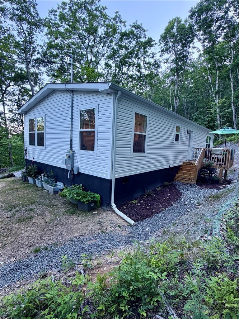 4483 Hickory Nut Gap Road Banner Elk, NC 28604 - Photo 2 of 20