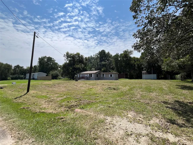 a view of a entertaining space