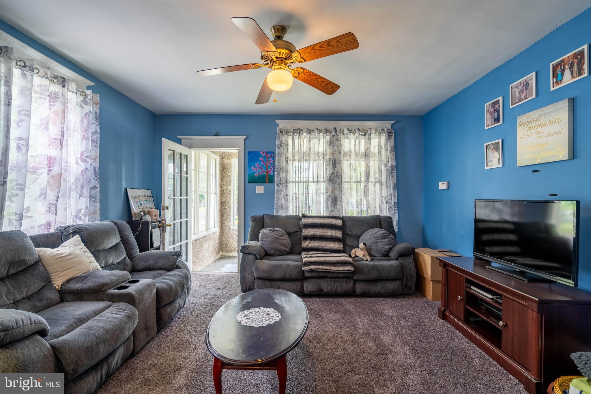 400 Heulings Avenue Riverside, NJ 08075 - Photo 3 of 27