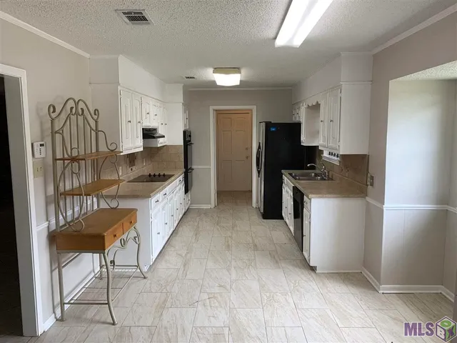 $1,800 | 11017 Ericson Avenue, Baton Rouge, LA 70816