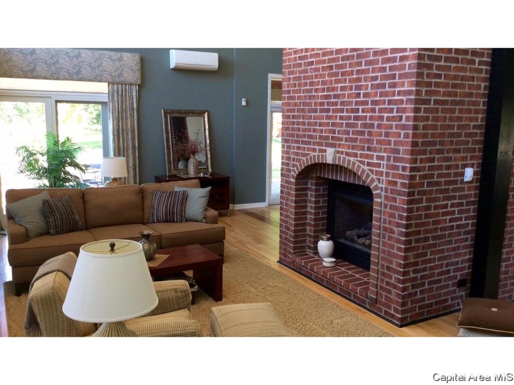 15375 Ebson Road Fulton, IL 61252 - Photo 8 of 36