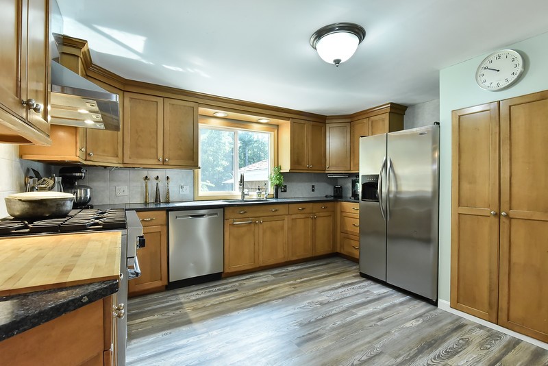 1162 Hill Farm Road Coventry, RI 02816 - Photo 7 of 17