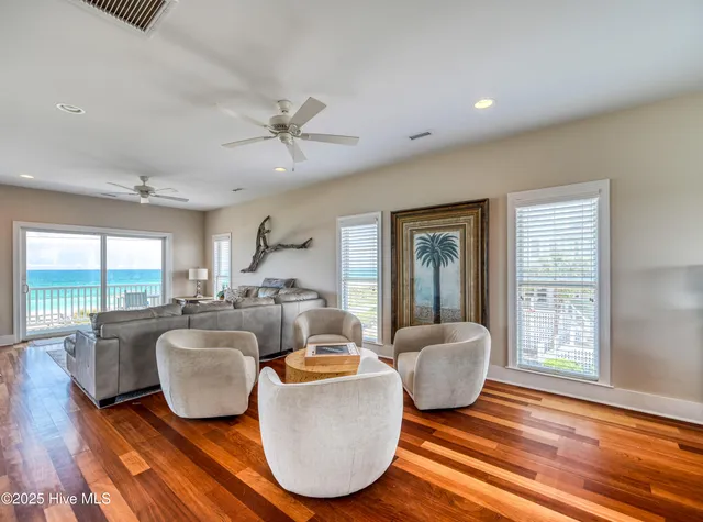 $2,150,000 | 98 Oleander Court, Surf City, NC 28445
