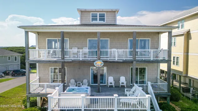 $2,150,000 | 98 Oleander Court, Surf City, NC 28445