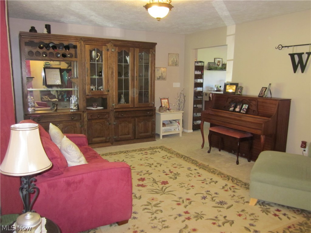 3596 Jones Road Diamond, OH 44412 - Photo 7 of 29 Gallery Image 7
