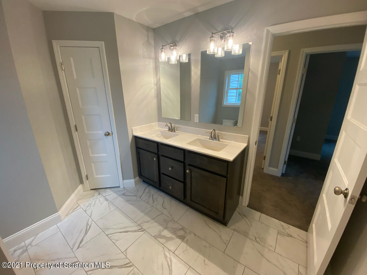 343 Forest Drive Shavertown, PA 18708 - Photo 5 of 12 Gallery Image 5