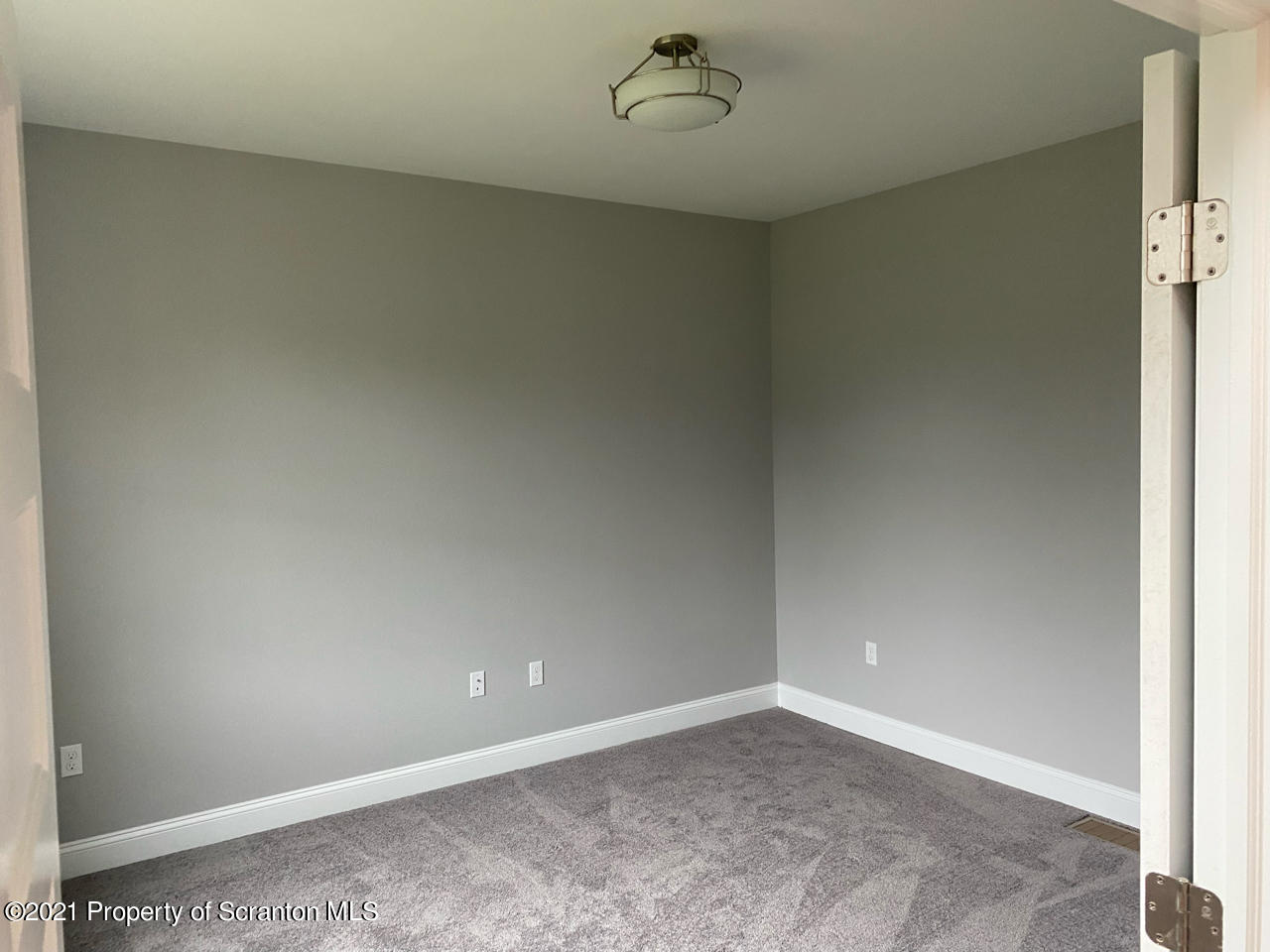 343 Forest Drive Shavertown, PA 18708 - Photo 6 of 12 Gallery Image 6