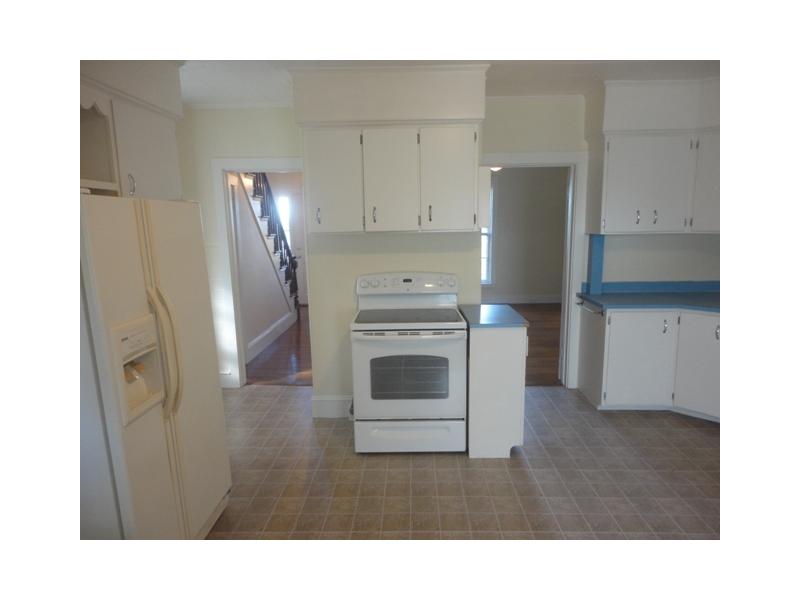 1474 Wapping Road Middletown, RI 02842 - Photo 11 of 25 Kitchen.