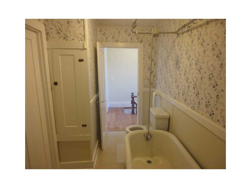 1474 Wapping Road Middletown, RI 02842 - Photo 18 of 25 Bathroom.