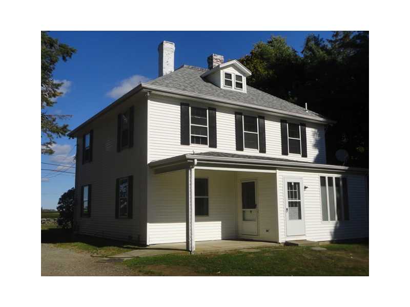 1474 Wapping Road Middletown, RI 02842 - Photo 20 of 25 Exterior Back.