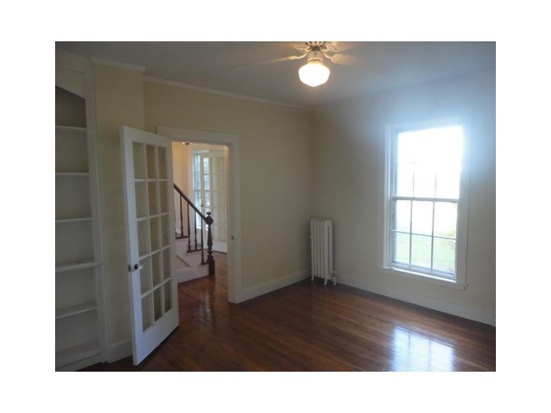 1474 Wapping Road Middletown, RI 02842 - Photo 8 of 25 Dining Room.