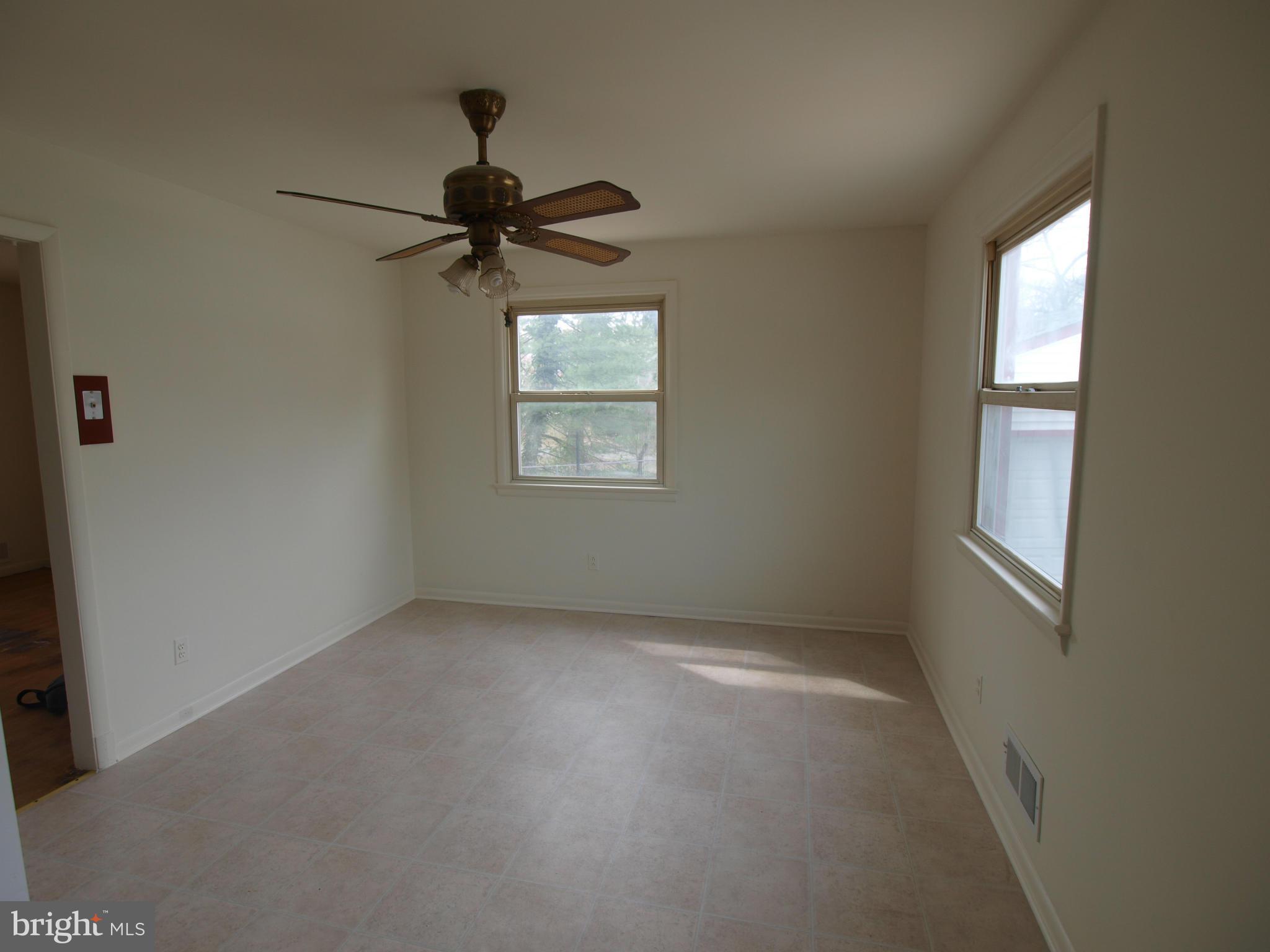5610 Taylor Road Riverdale, MD 20737 - Photo 7 of 29 Kitchen - Dining Area