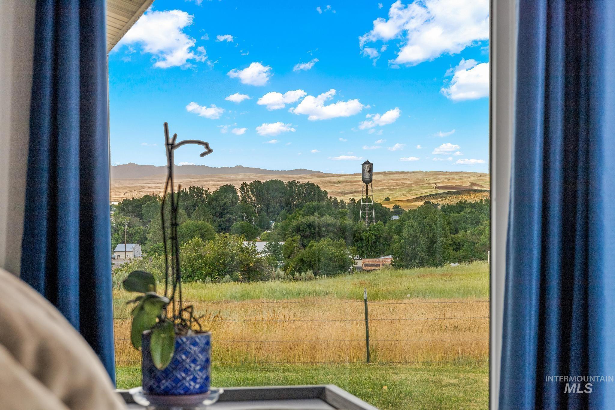 2208 Keithley Creek Road Midvale, ID 83645 - Photo 10 of 45 View of mountain background