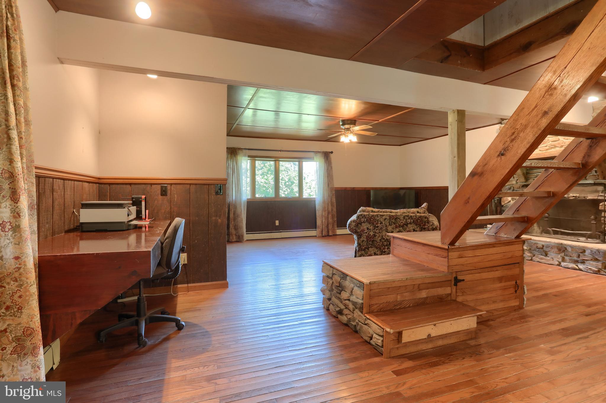 4188 Roundtop Road Elizabethtown, PA 17022 - Photo 11 of 44 Gallery Image 11