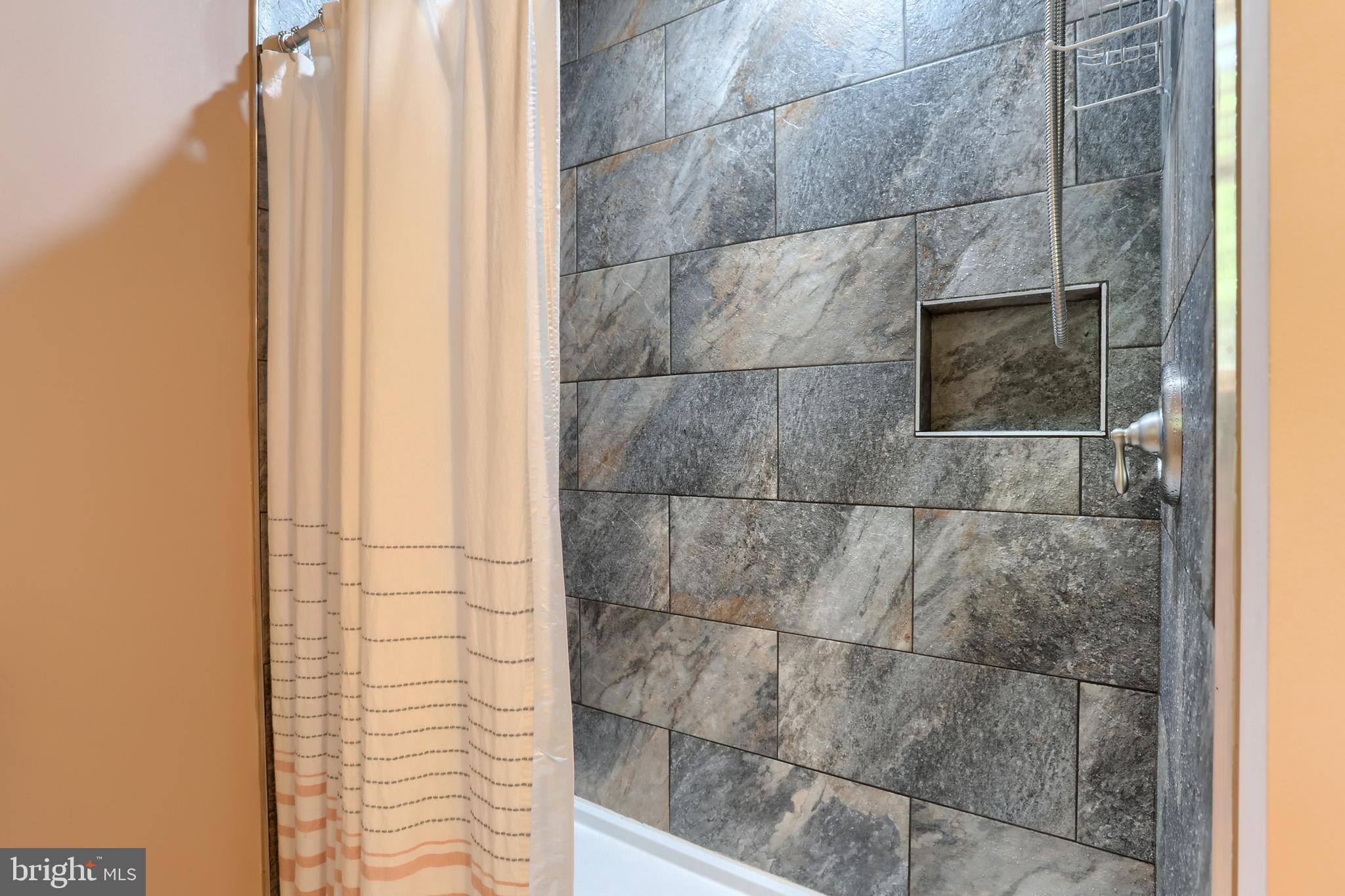 4188 Roundtop Road Elizabethtown, PA 17022 - Photo 28 of 44 Gallery Image 28