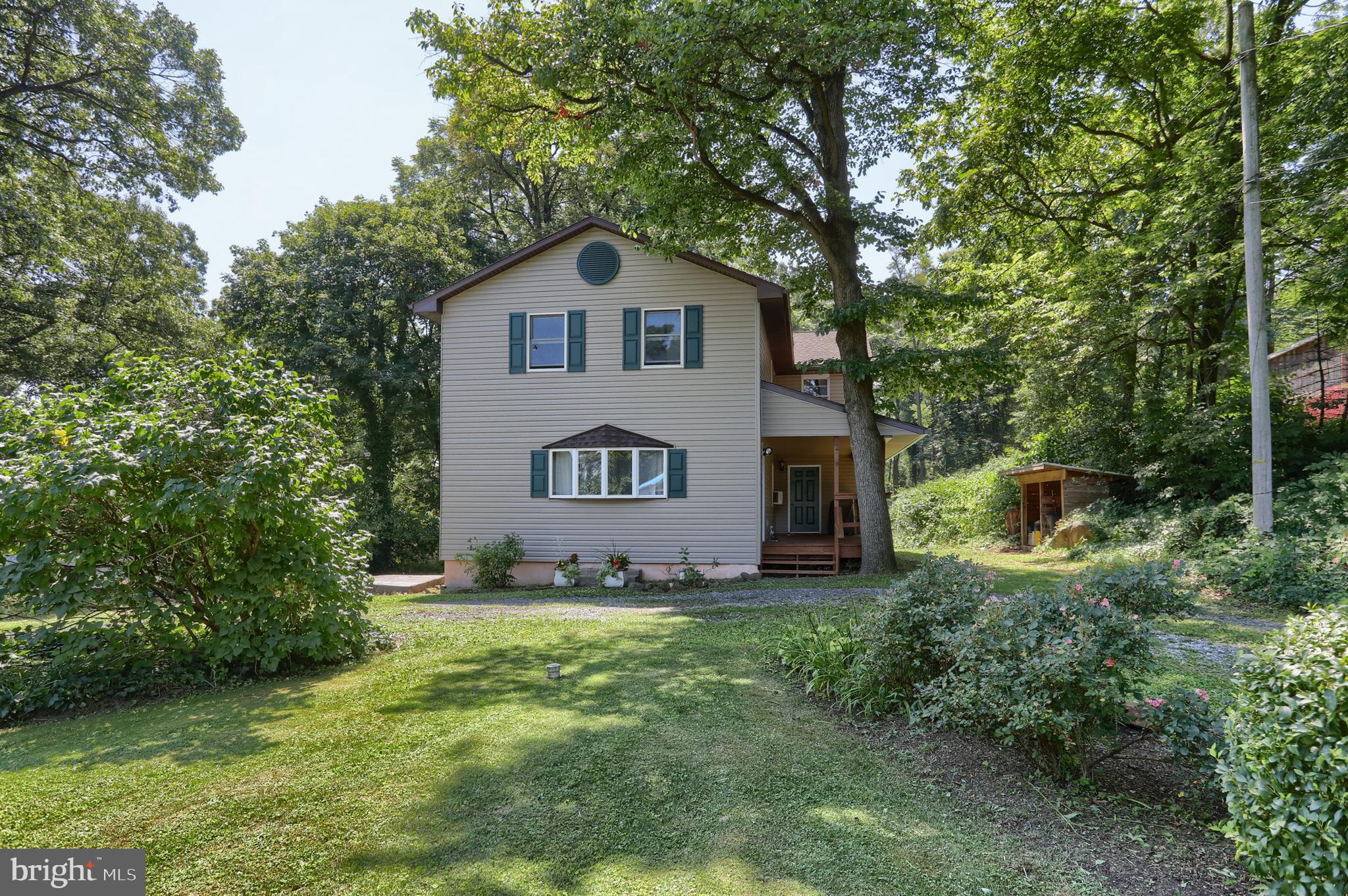 4188 Roundtop Road Elizabethtown, PA 17022 - Photo 4 of 44 Gallery Image 4