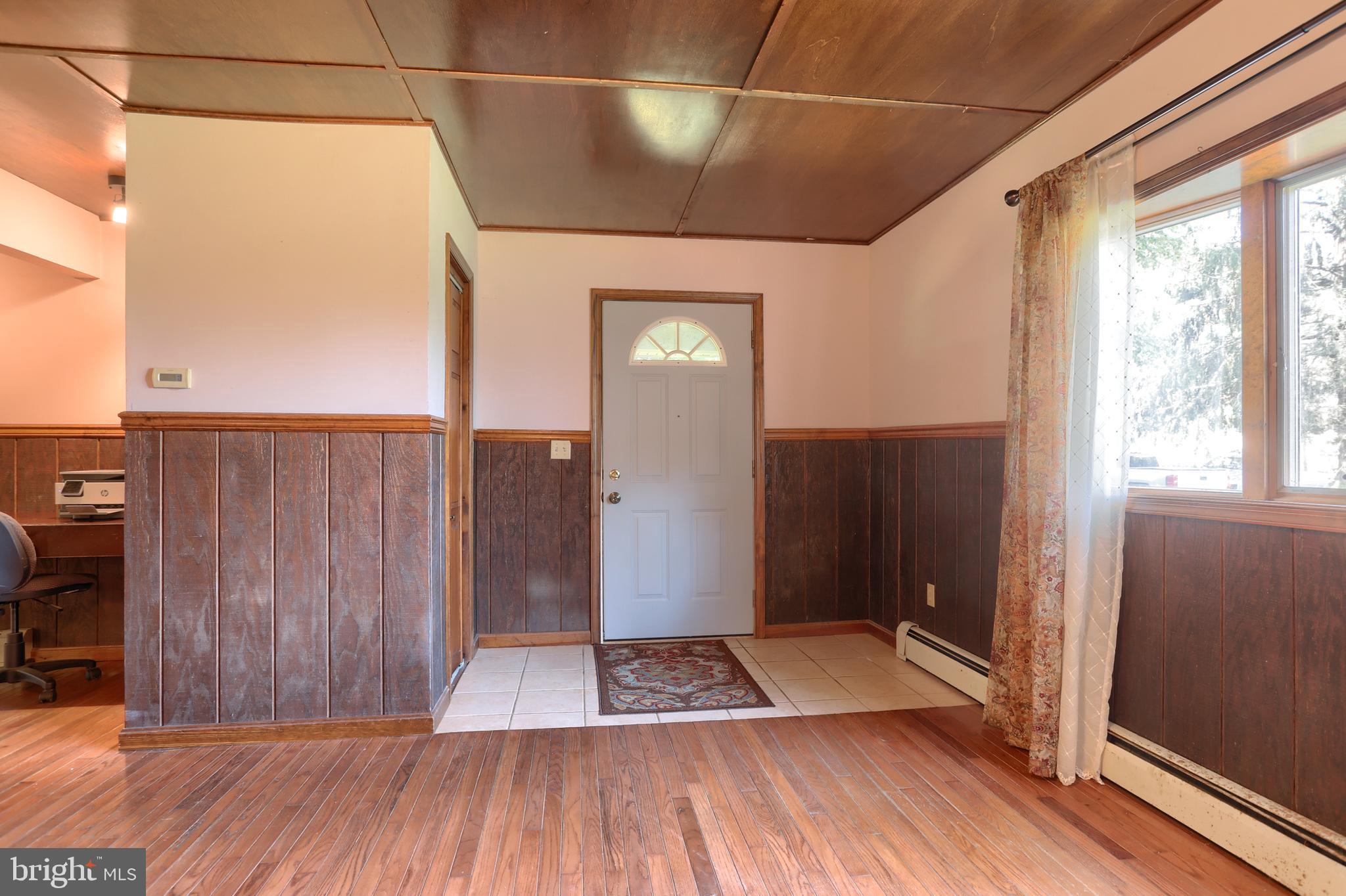 4188 Roundtop Road Elizabethtown, PA 17022 - Photo 6 of 44 Gallery Image 6