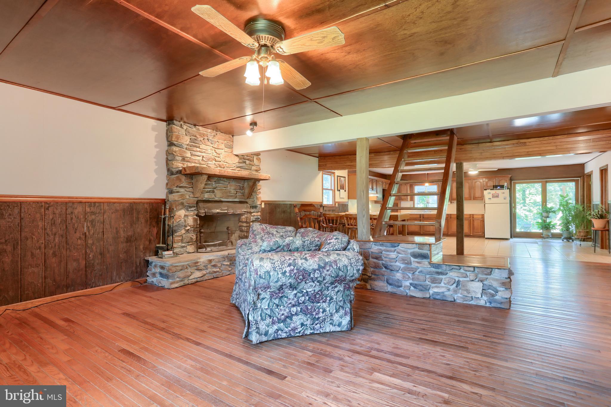 4188 Roundtop Road Elizabethtown, PA 17022 - Photo 9 of 44 Gallery Image 9