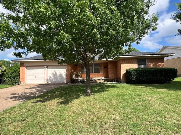 $2,250 | 2406 Ridgecrest Drive, Garland, TX 75041