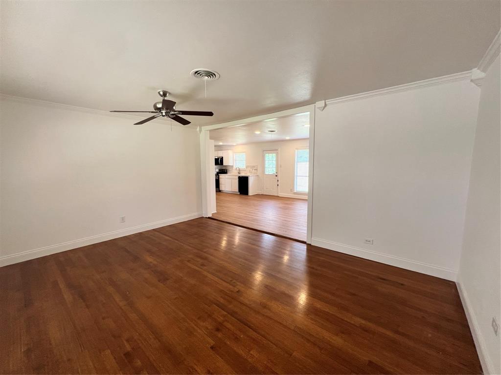 2406 Ridgecrest Drive Garland, TX 75041 - Photo 10 of 22