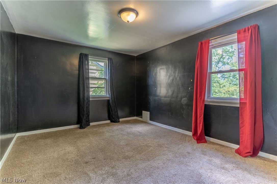 21113 Hansen Road Maple Heights, OH 44137 - Photo 15 of 26