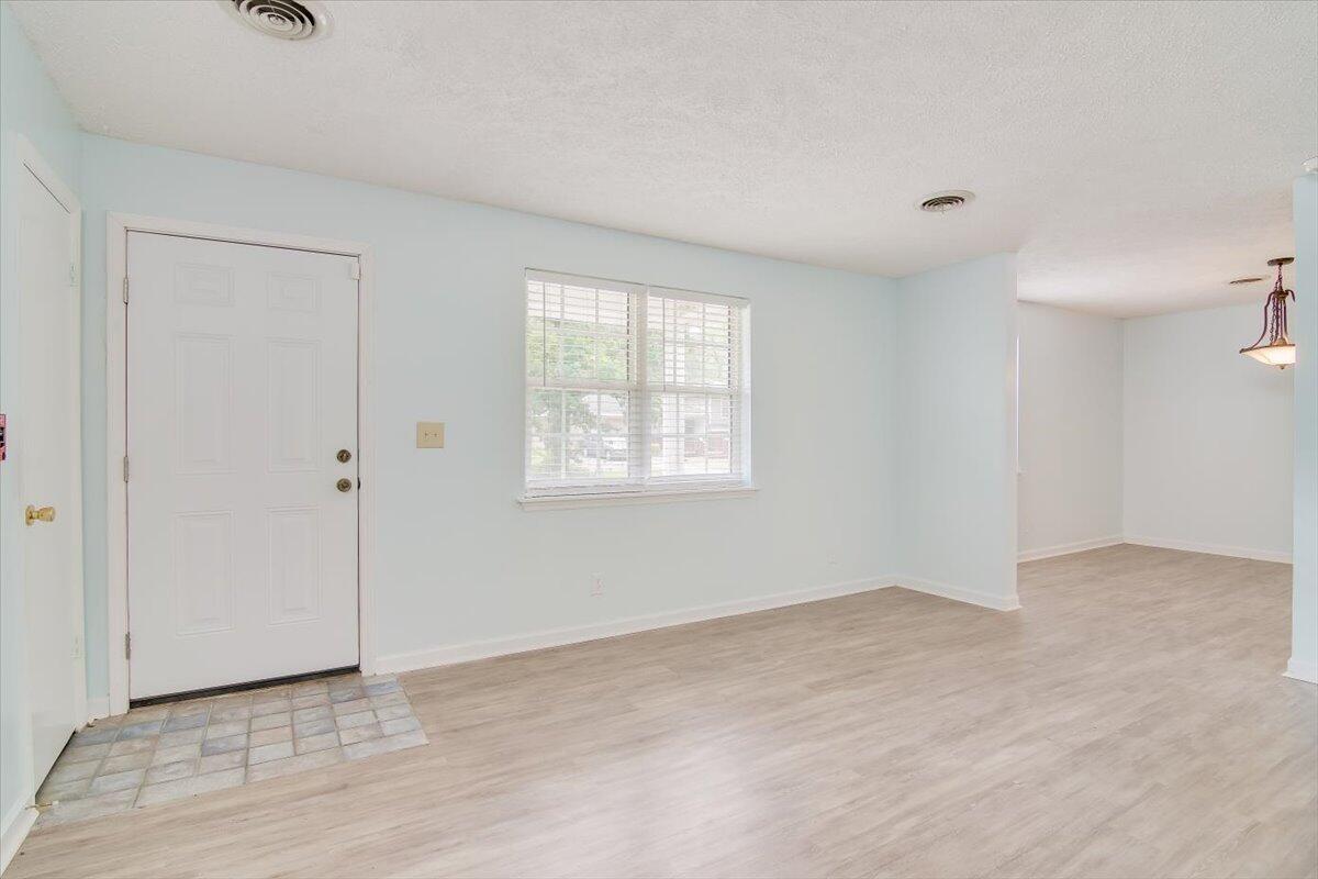 3203 River Oak Road Augusta, GA 30909 - Photo 5 of 31