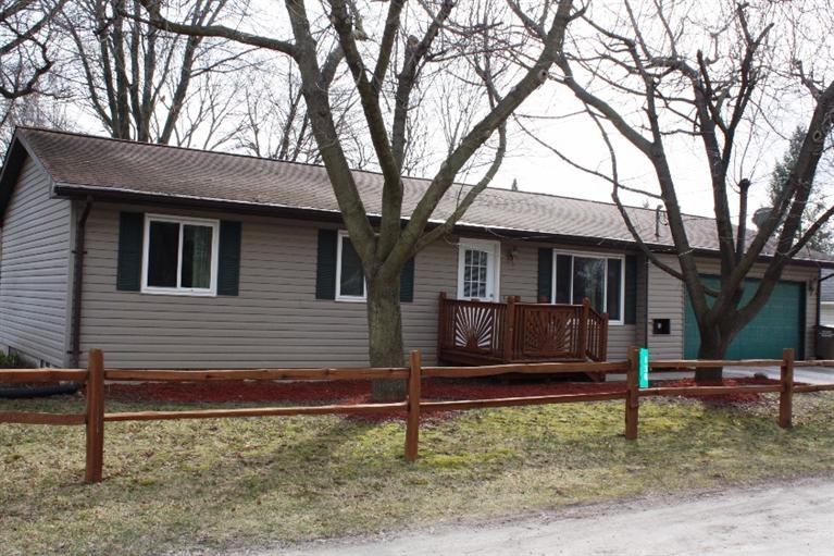 138 Ridge Whitmore Lake, MI 48189 - Photo 1 of 10 Photo 1