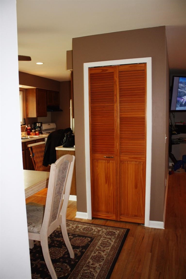 138 Ridge Whitmore Lake, MI 48189 - Photo 8 of 10 Photo 8