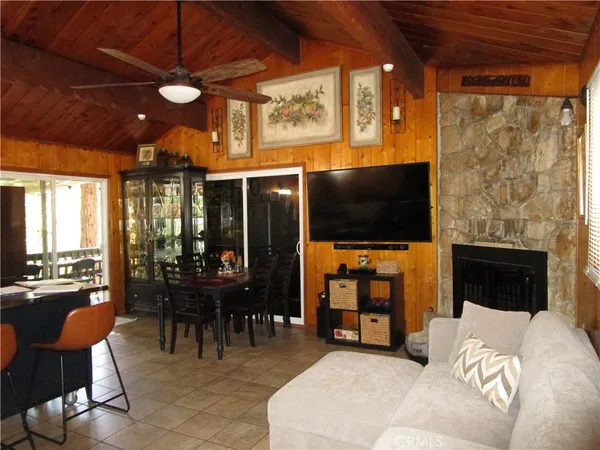 $344,990 | 493 Wylerhorn Drive, Crestline, CA 92325