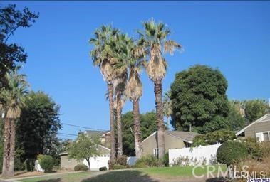 505 North Old Ranch Road Arcadia, CA 91007 - Photo 2 of 6 a picture of a yard
