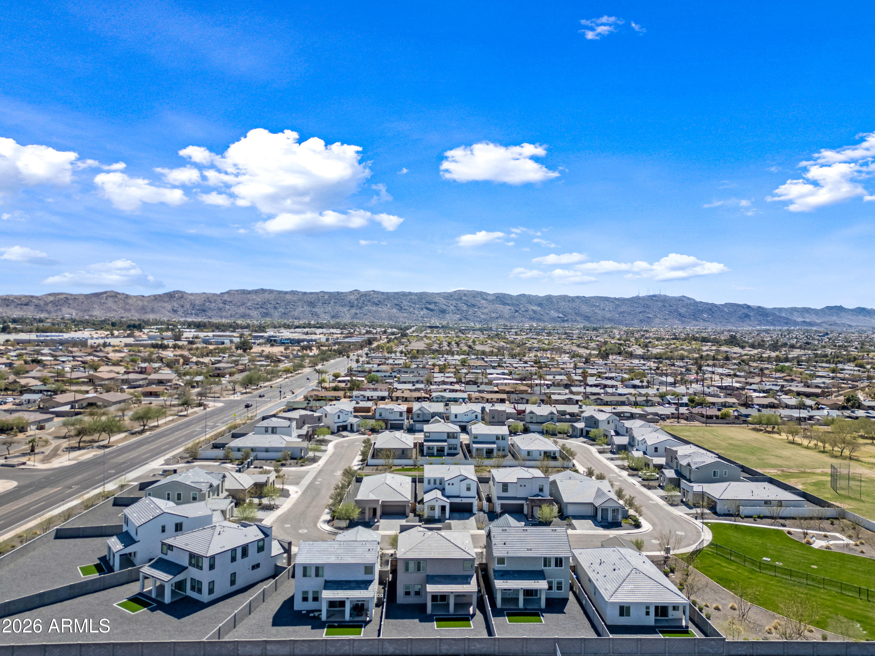 4631 South 23rd Way Phoenix, AZ 85040 - Photo 31 of 38 32-Goldwater-ocupix-Comm