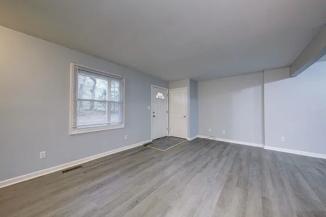 $799,900 | 260 West Unadilla Street, Pinckney, MI 48169