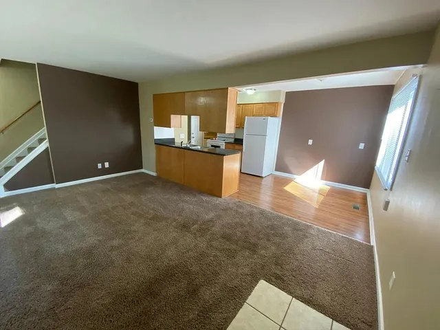 $799,900 | 260 West Unadilla Street, Pinckney, MI 48169