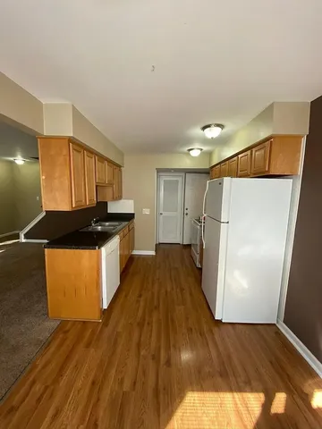 $799,900 | 260 West Unadilla Street, Pinckney, MI 48169