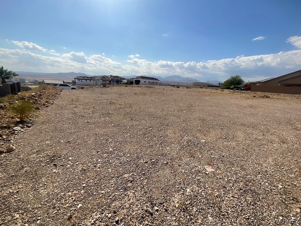 2673 Unicorn Road Bullhead City, AZ 86429 - Photo 2 of 10