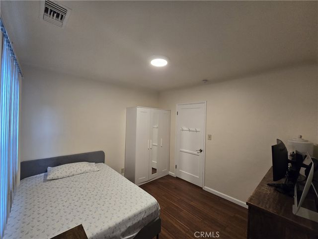 $985,000 | 2944 Mayfield Avenue, La Crescenta, CA 91214