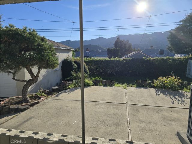 $985,000 | 2944 Mayfield Avenue, La Crescenta, CA 91214